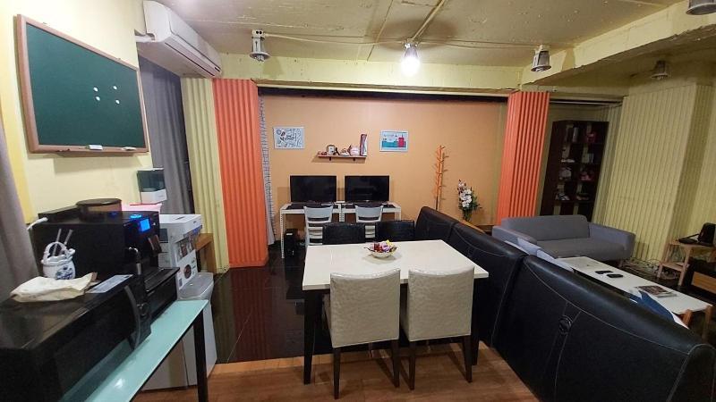 Buzz Guesthouse Hostel Seoul Bagian luar foto