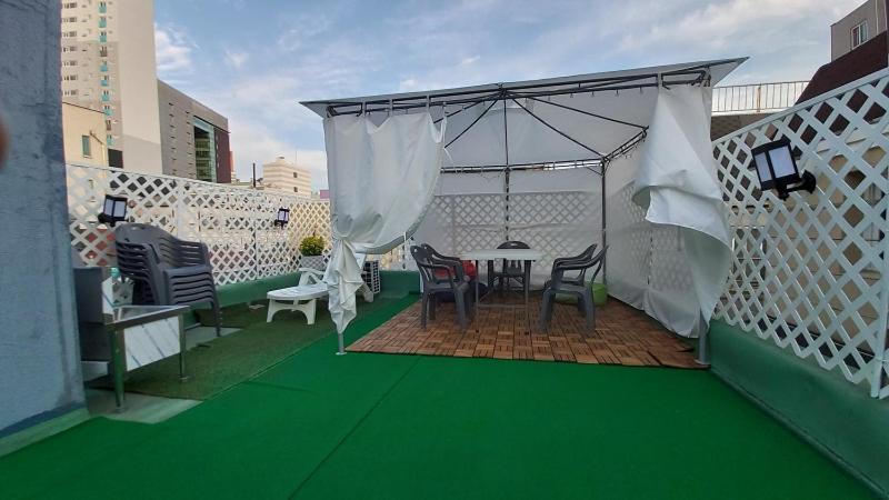 Buzz Guesthouse Hostel Seoul Bagian luar foto