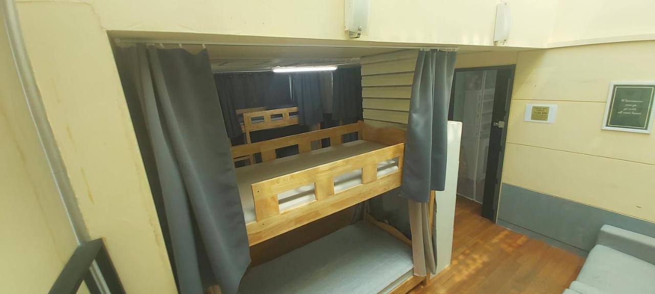Buzz Guesthouse Hostel Seoul Bagian luar foto